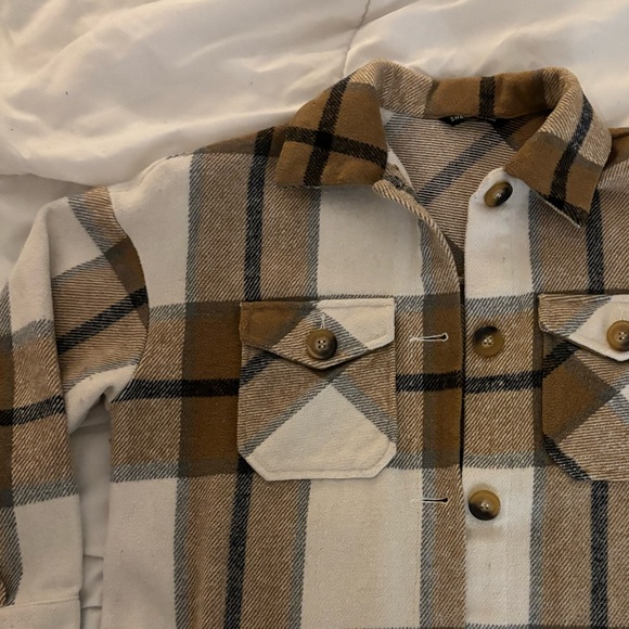 Plaid Shacket - Neutral Tones, Size small. - Picture 5 of 6